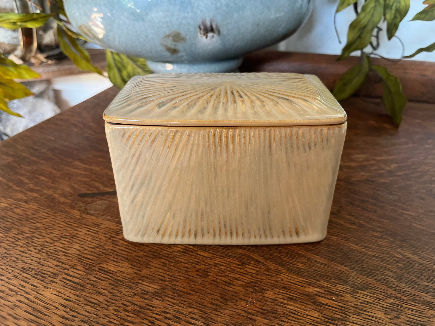 Ceramic Cream with Brown Accents Vanity Jar - Charming Bathroom Storage