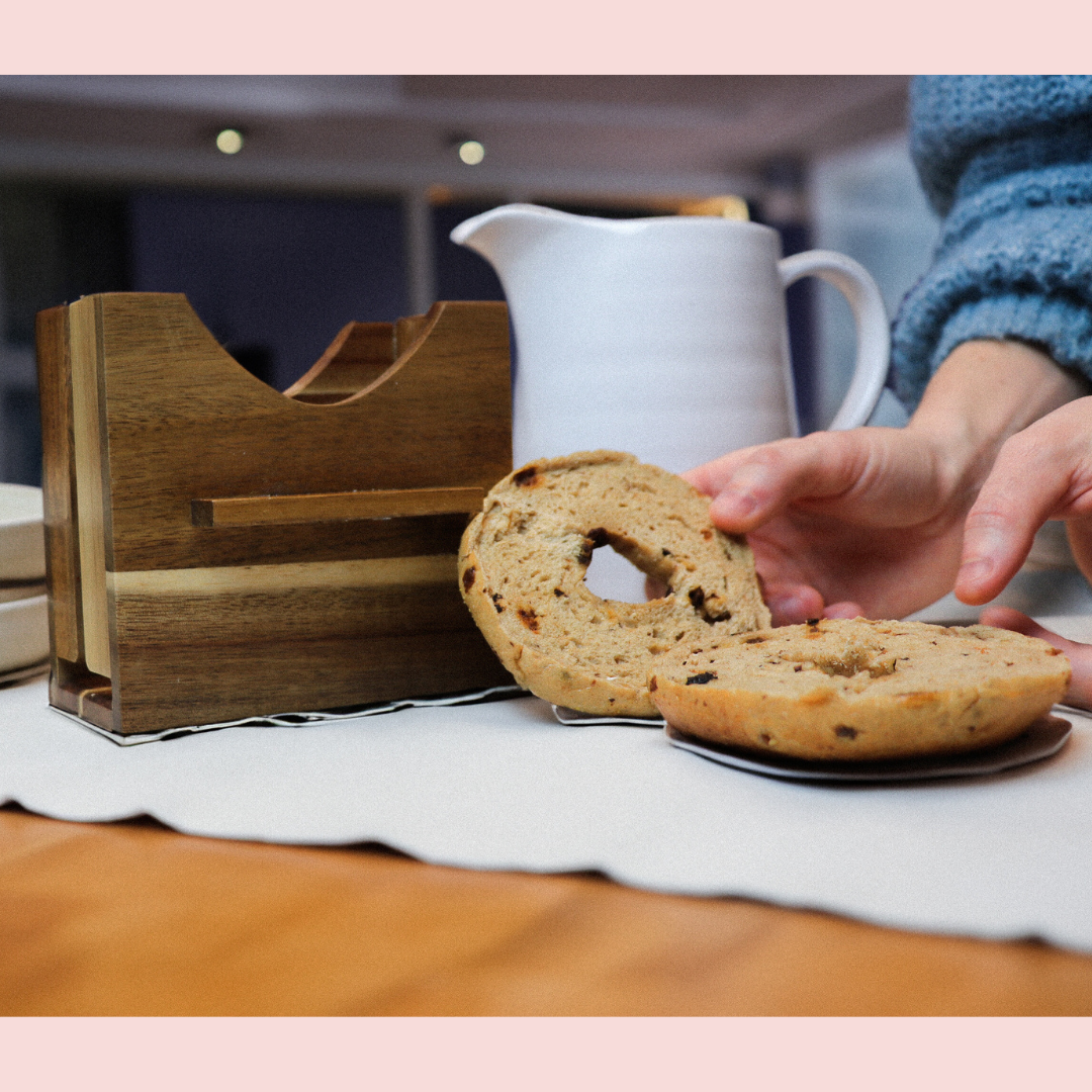 Acacia Wood Bagel Slicer - Elegant and Practical Kitchen Tool